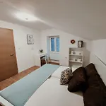 Διαμέρισμα Casa Orange 3 *