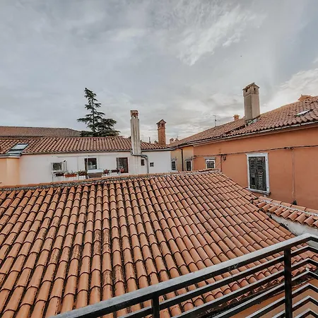 Casa Orange 3 * Koper