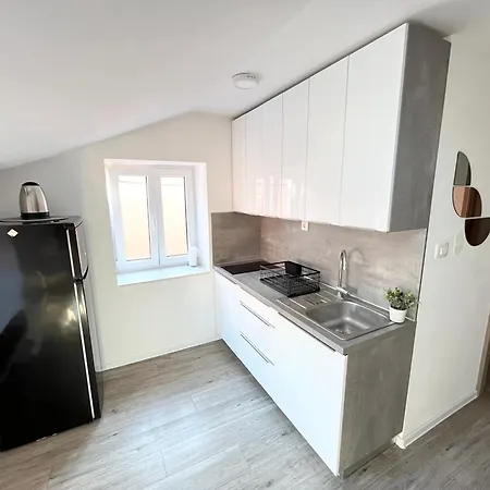 Casa Orange 3 Koper